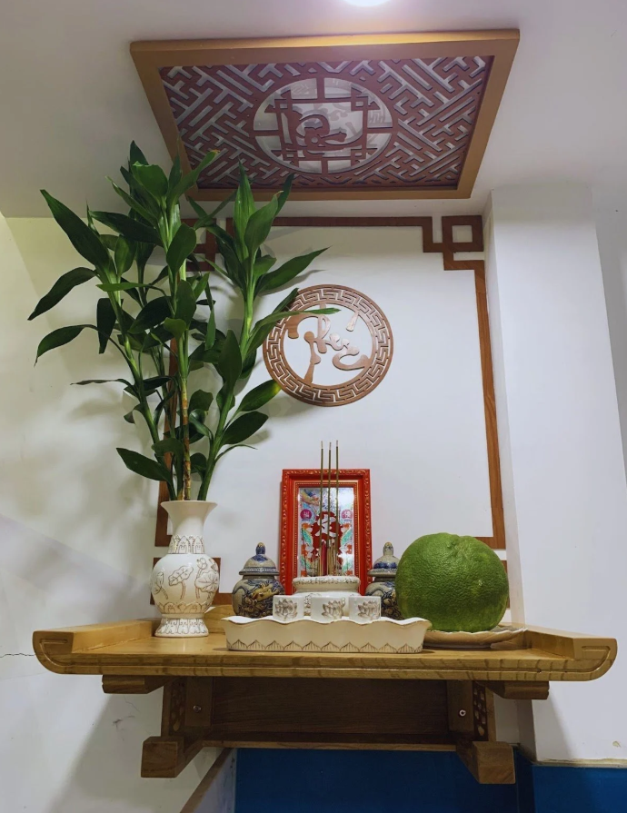 Đồ thờ cho Bàn thờ treo tường 56cm x 95cm